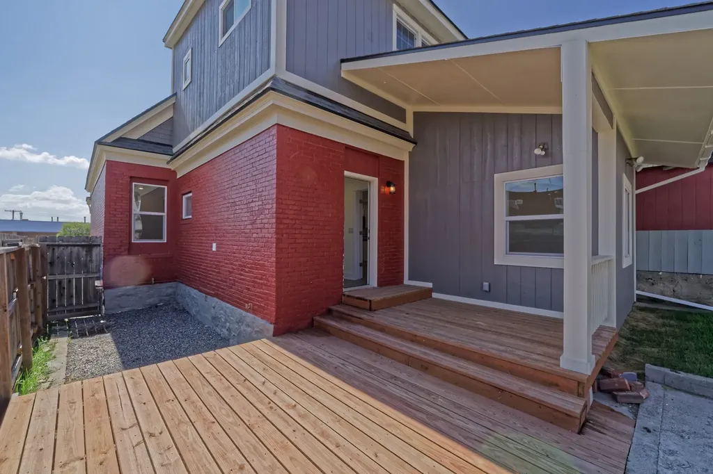 705 W Park Street Butte MT 59701