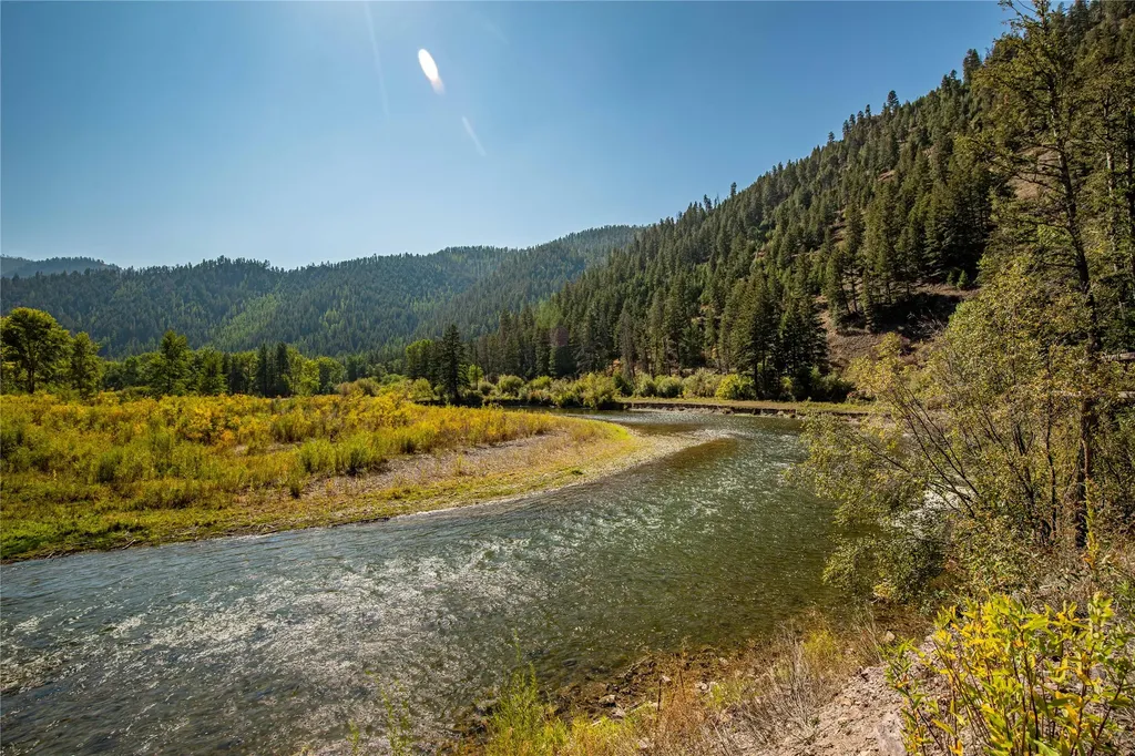 Nhn Gillispie-sliderock Road Clinton MT 59825