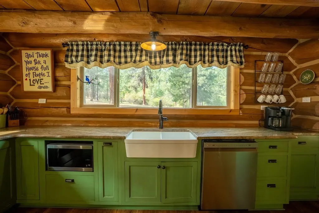 847 Sheafman Creek Road Hamilton MT 59840