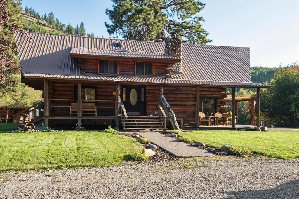 62564 Us Highway 2 Libby MT 59923