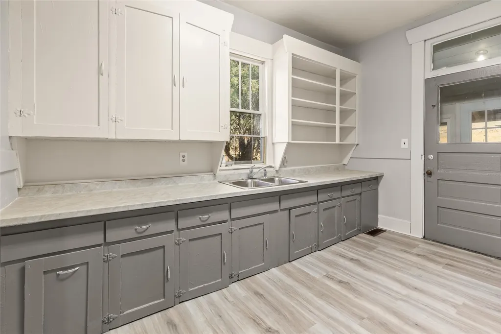 31022 Beavertail Road Clinton MT 59825