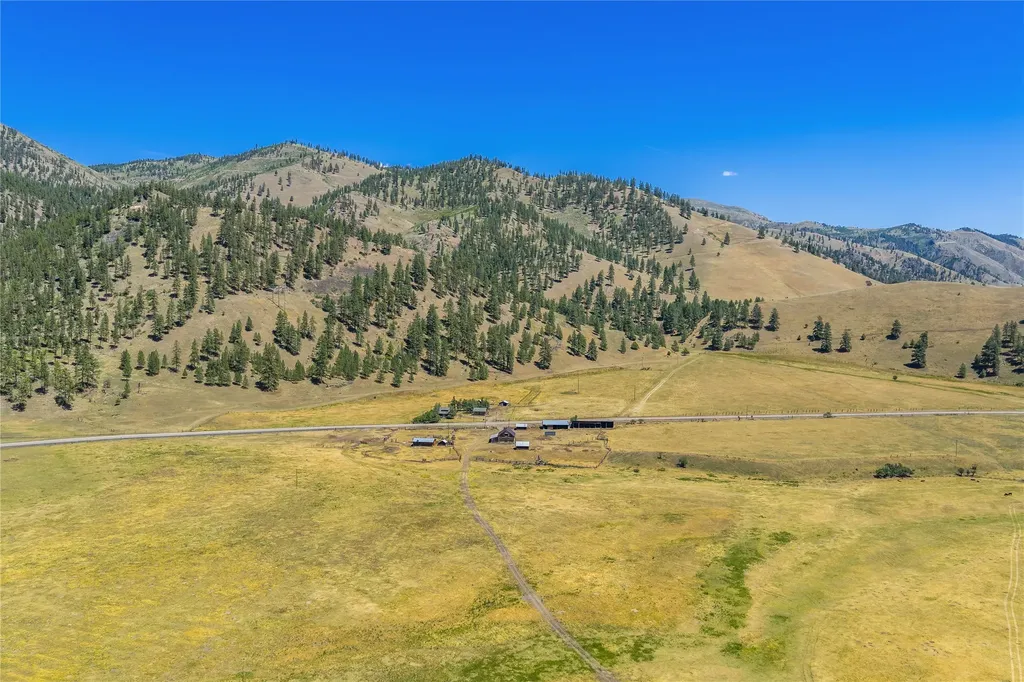 31022 Beavertail Road Clinton MT 59825