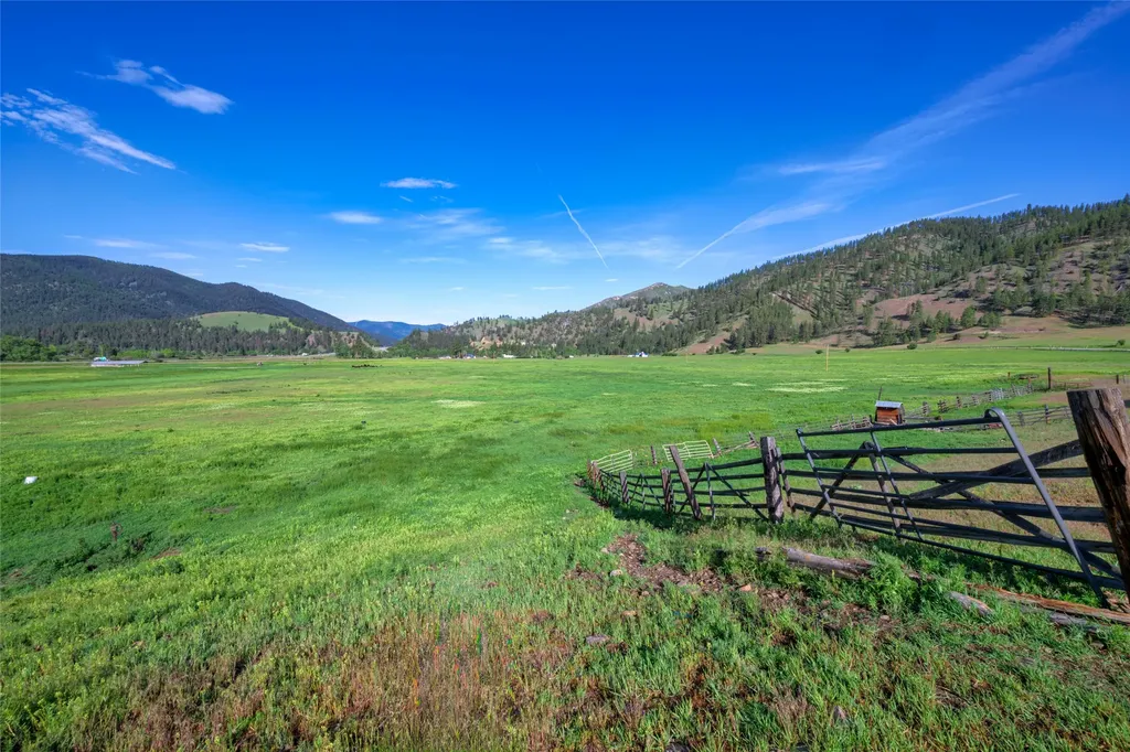 31022 Beavertail Road Clinton MT 59825