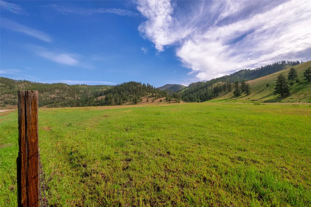 31022 Beavertail Road Clinton MT 59825