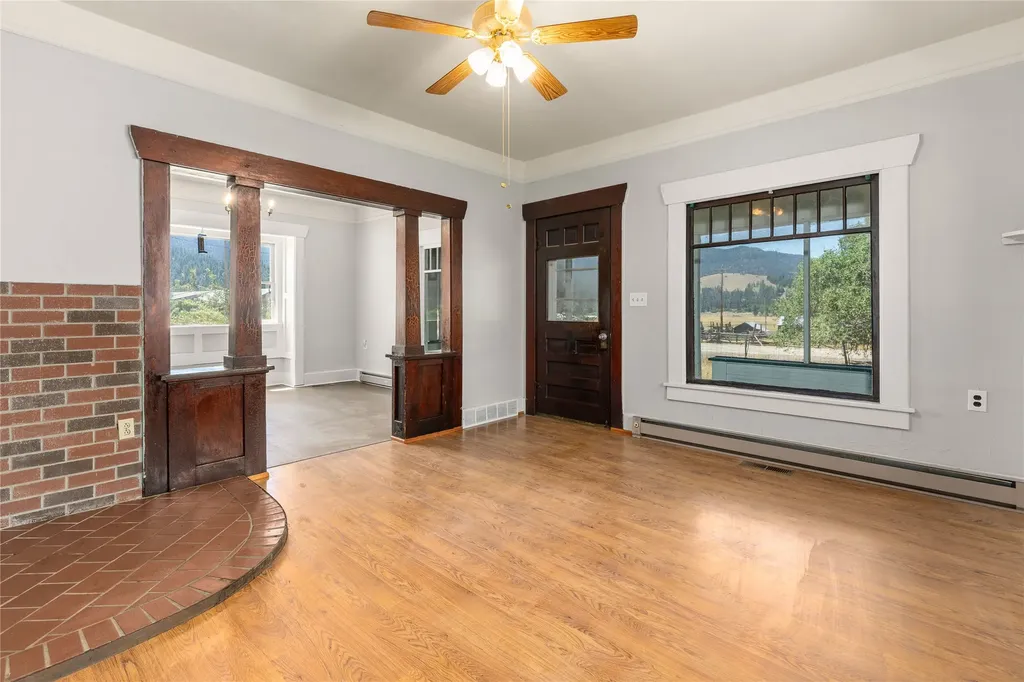 31022 Beavertail Road Clinton MT 59825