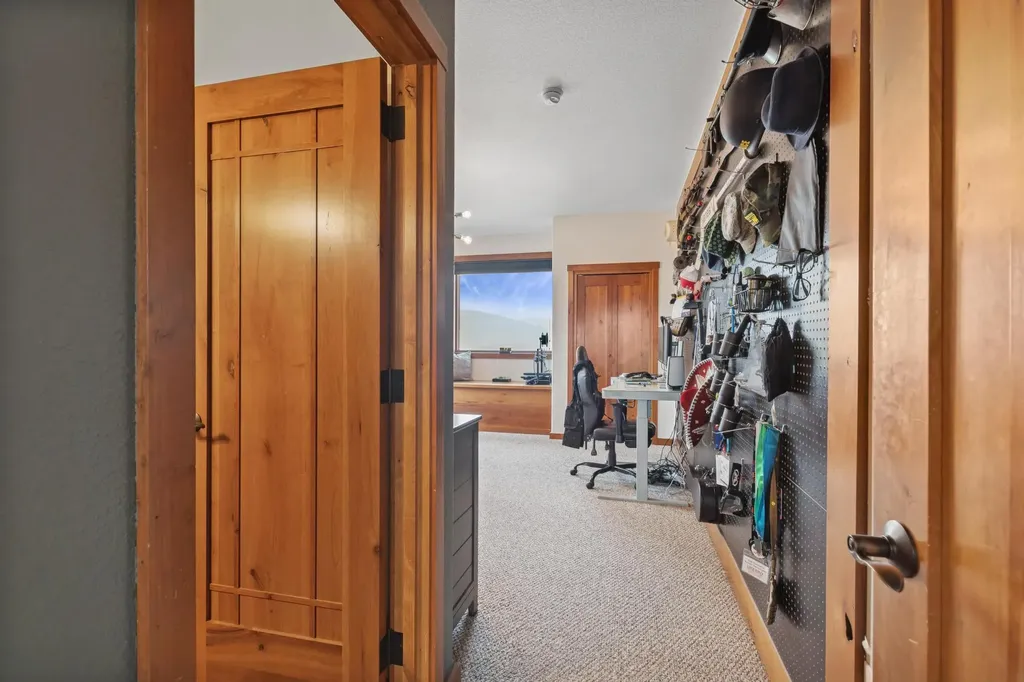 1284 Paradise Ridge Road Rexford MT 59930