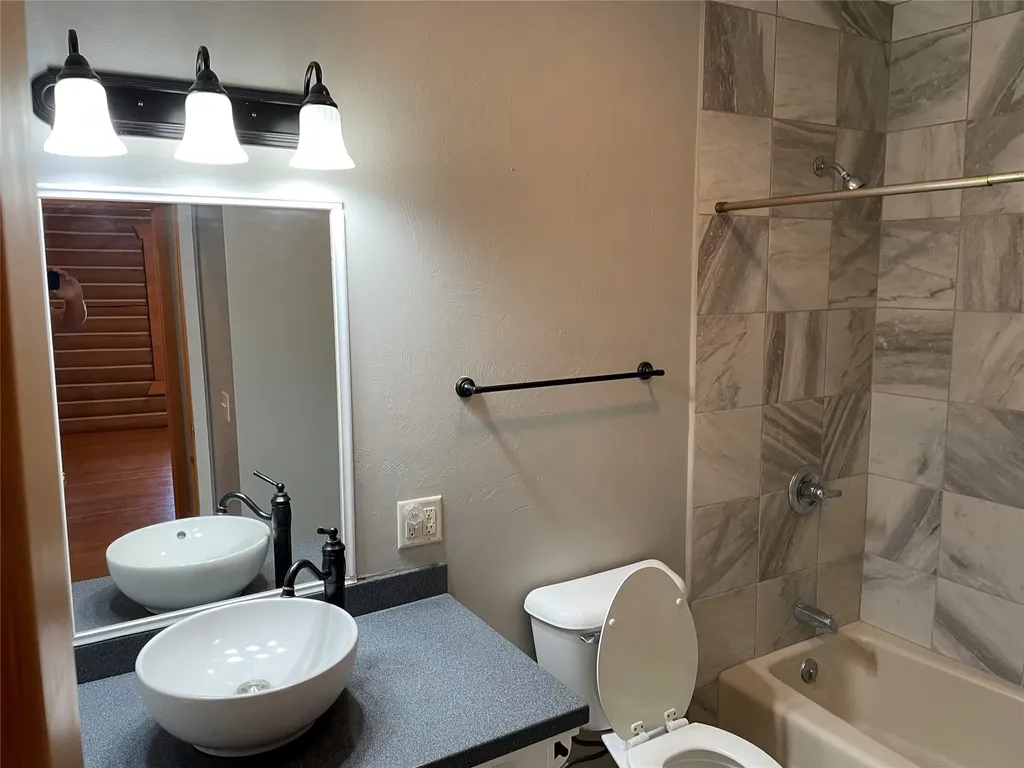 839 Thomas Lane Hamilton MT 59840