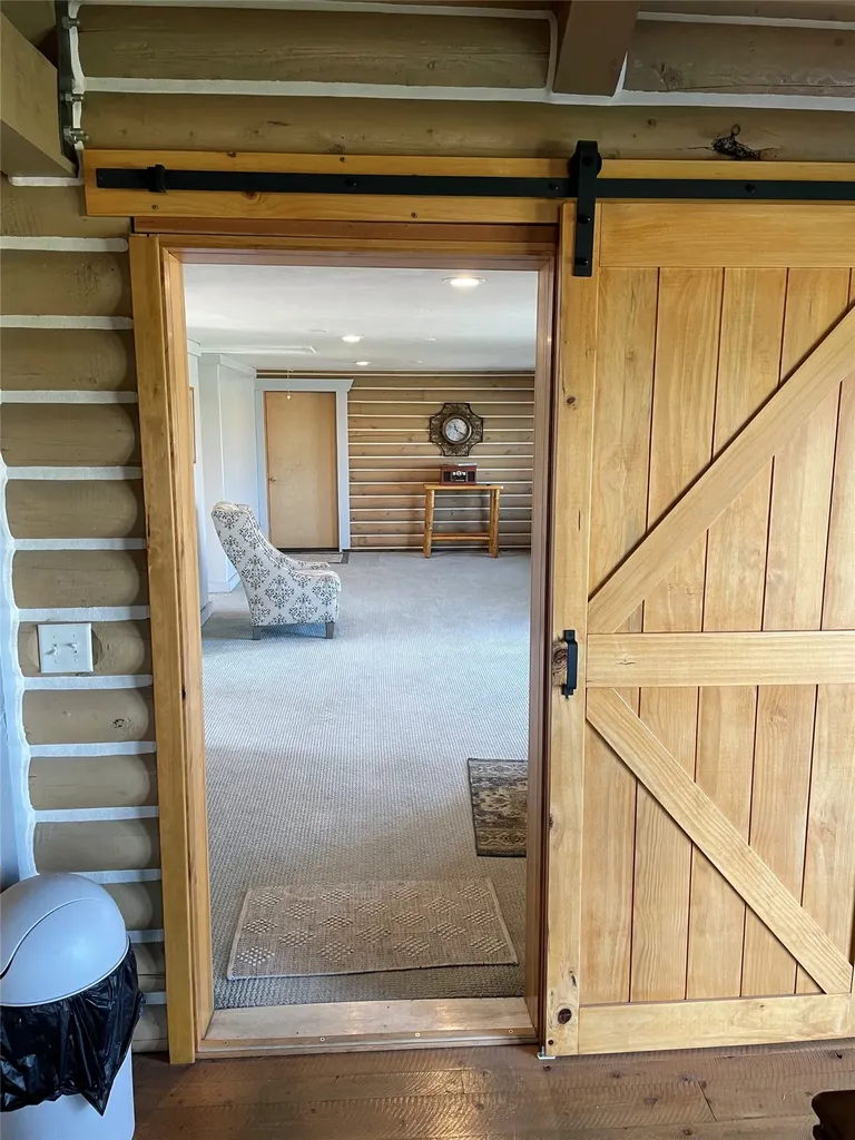 839 Thomas Lane Hamilton MT 59840