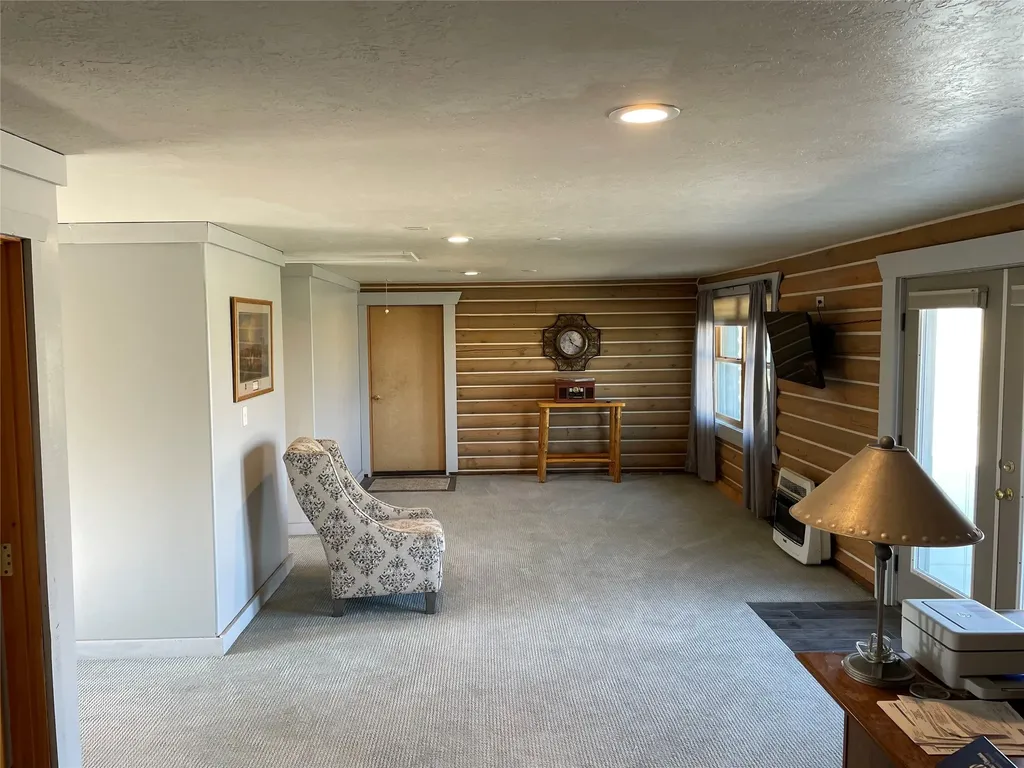 839 Thomas Lane Hamilton MT 59840