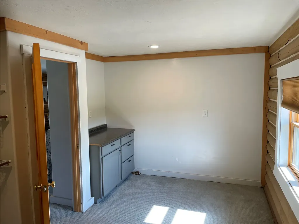 839 Thomas Lane Hamilton MT 59840