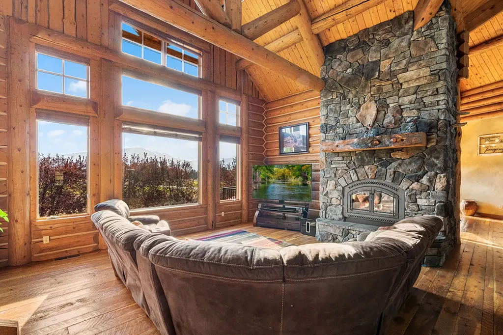 524 Arrow Hill Drive Hamilton MT 59840
