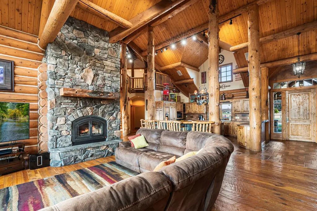 524 Arrow Hill Drive Hamilton MT 59840