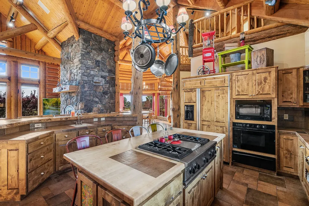 524 Arrow Hill Drive Hamilton MT 59840