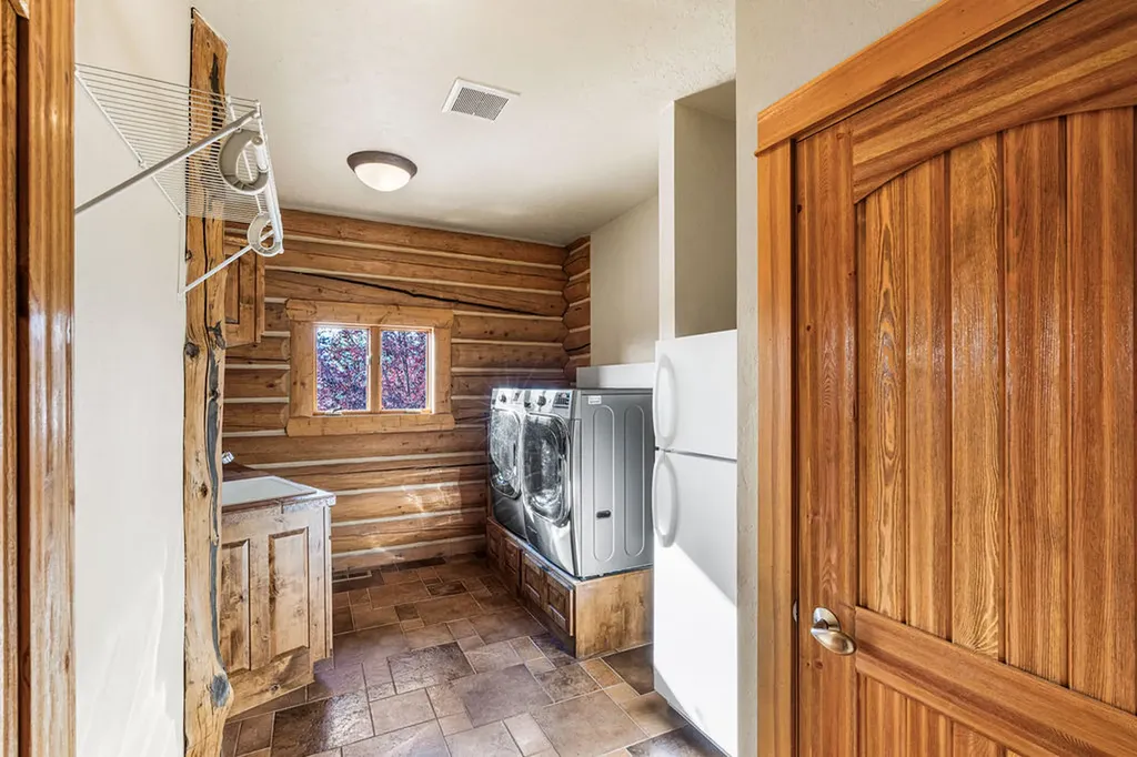 524 Arrow Hill Drive Hamilton MT 59840