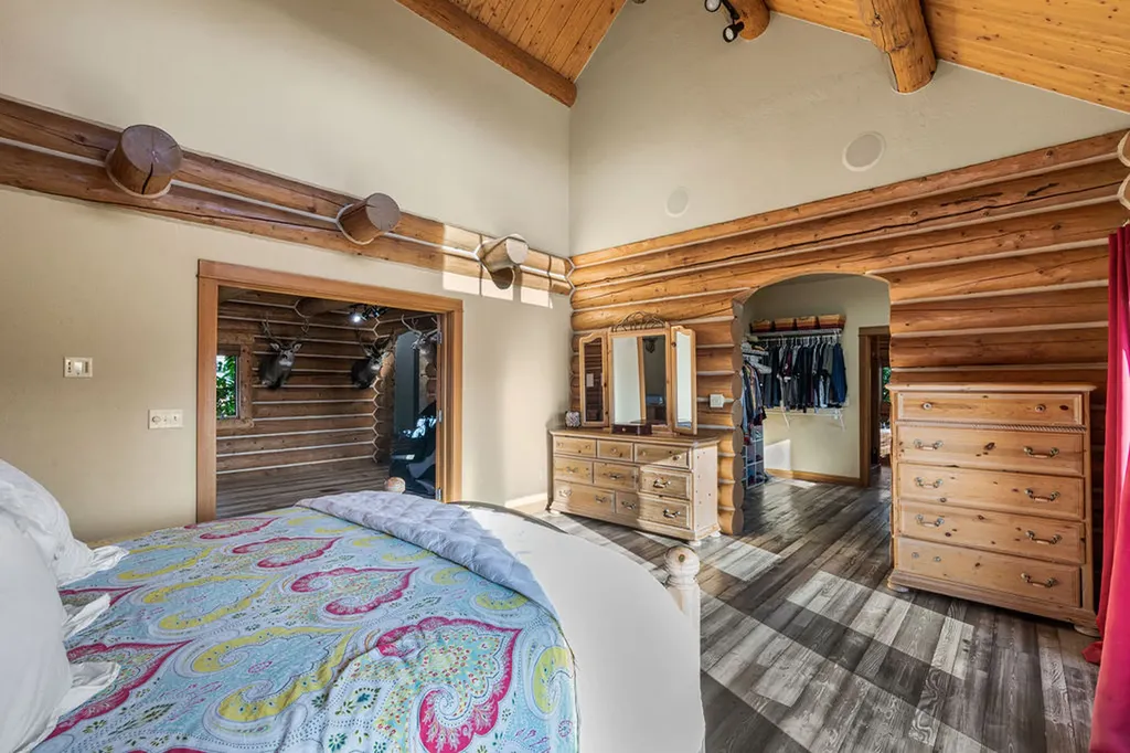 524 Arrow Hill Drive Hamilton MT 59840