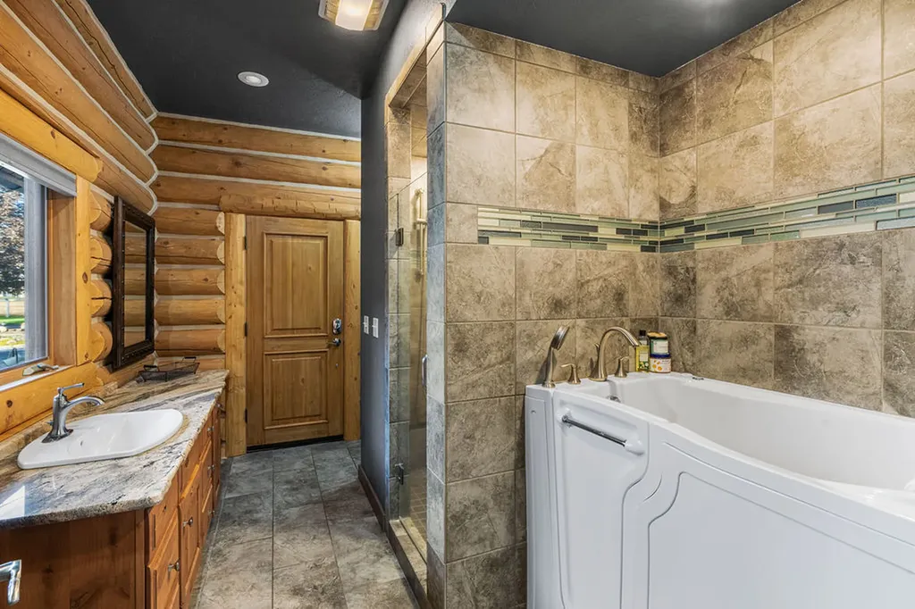 524 Arrow Hill Drive Hamilton MT 59840