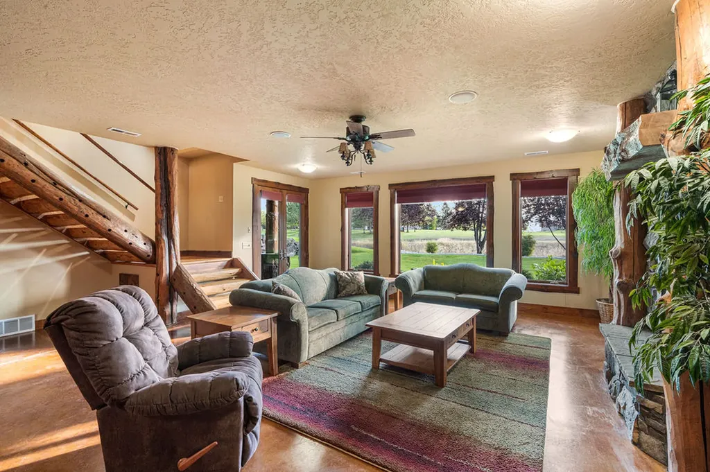 524 Arrow Hill Drive Hamilton MT 59840