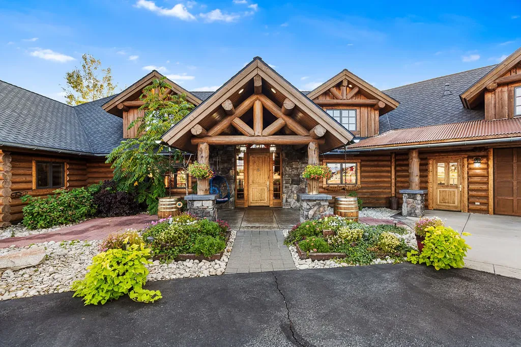 524 Arrow Hill Drive Hamilton MT 59840
