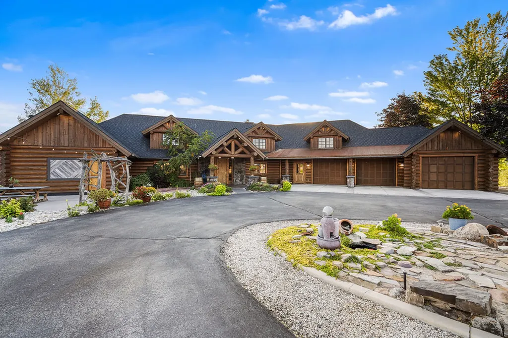 524 Arrow Hill Drive Hamilton MT 59840