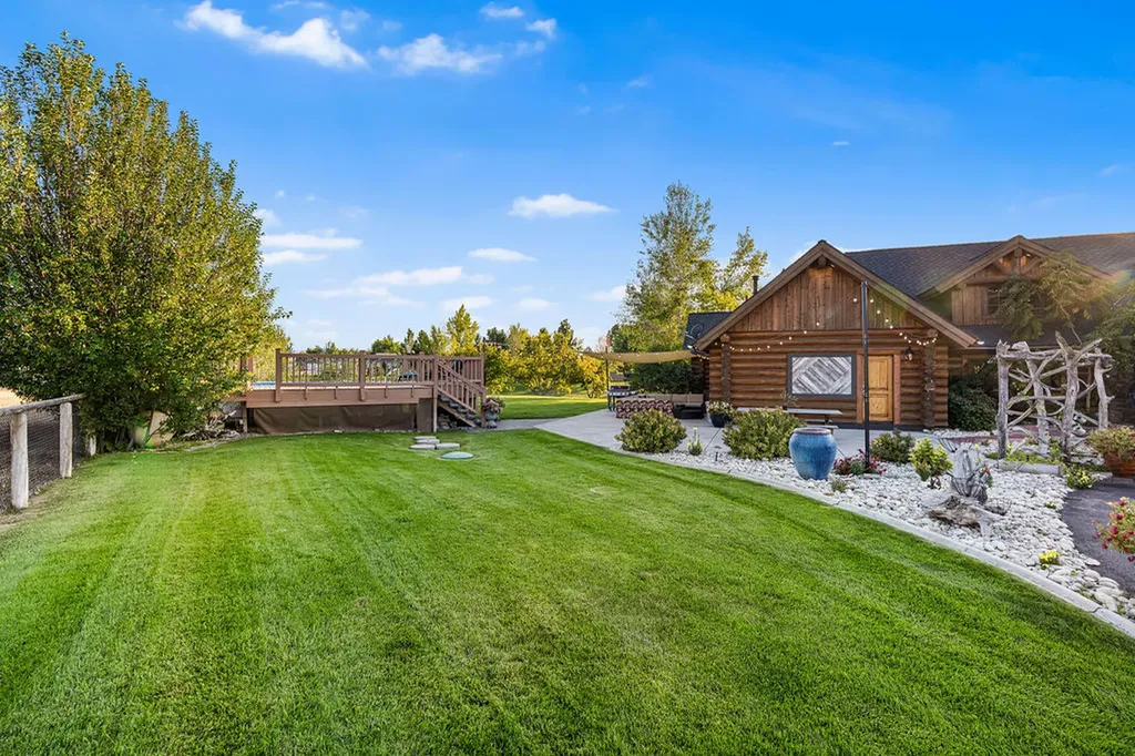 524 Arrow Hill Drive Hamilton MT 59840