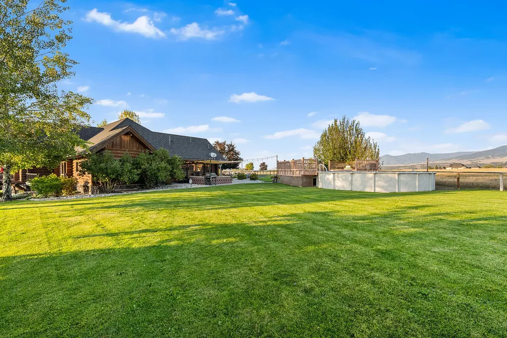 524 Arrow Hill Drive Hamilton MT 59840