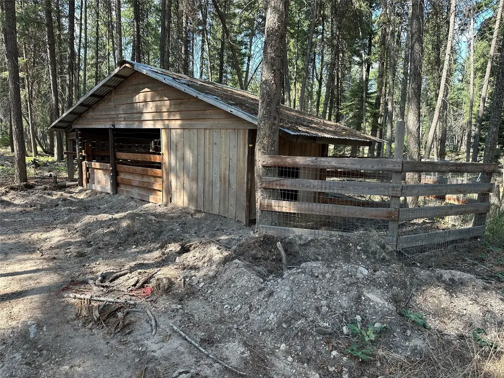 187 Little Thompson River Road Plains MT 59859
