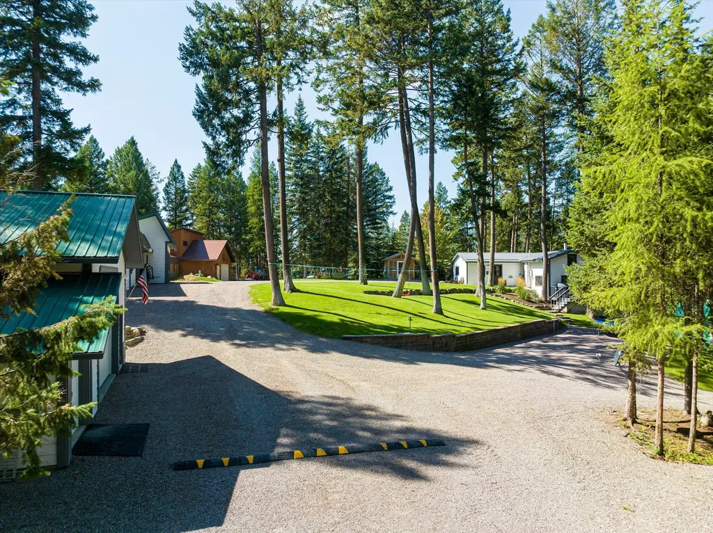 312 & 318 Island Drive Kalispell MT 59901
