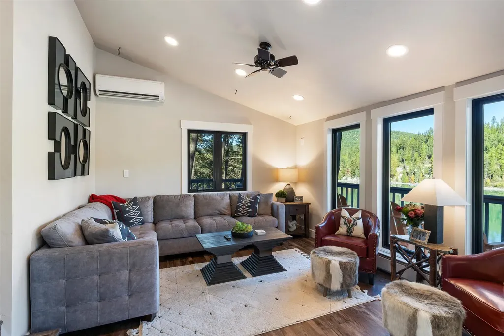 312 & 318 Island Drive Kalispell MT 59901