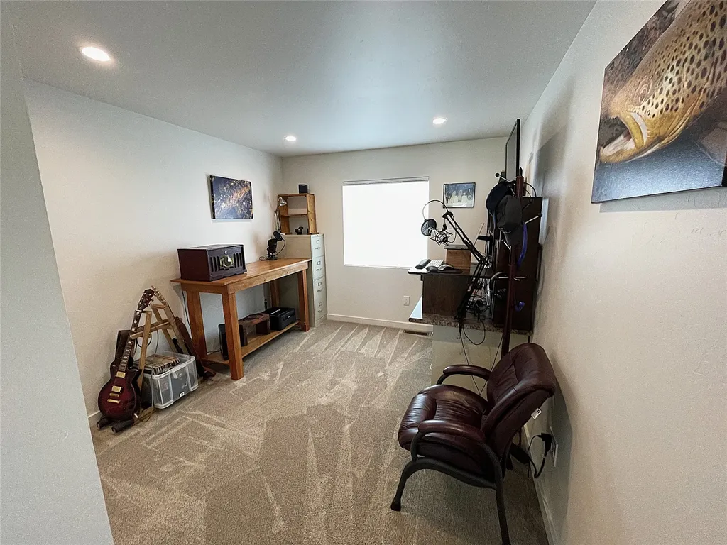 582 Holstein Way Kalispell MT 59901