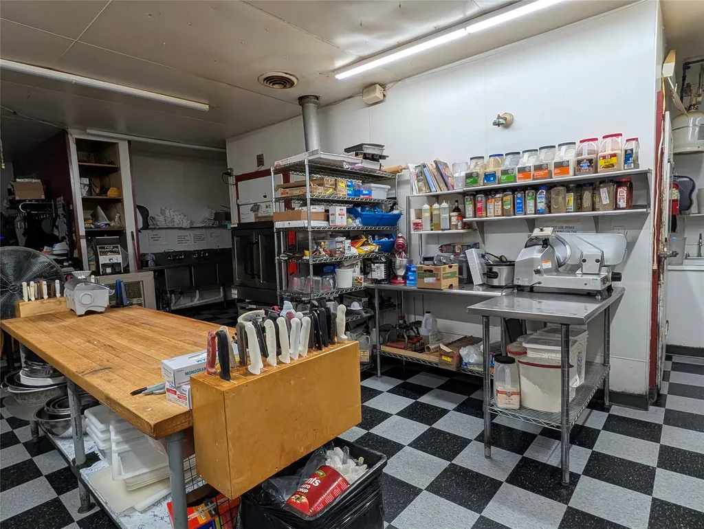 460 Main Street Lincoln MT 59639