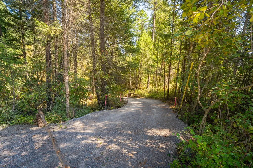 150 & 156 Peters Creek Way Kalispell MT 59901