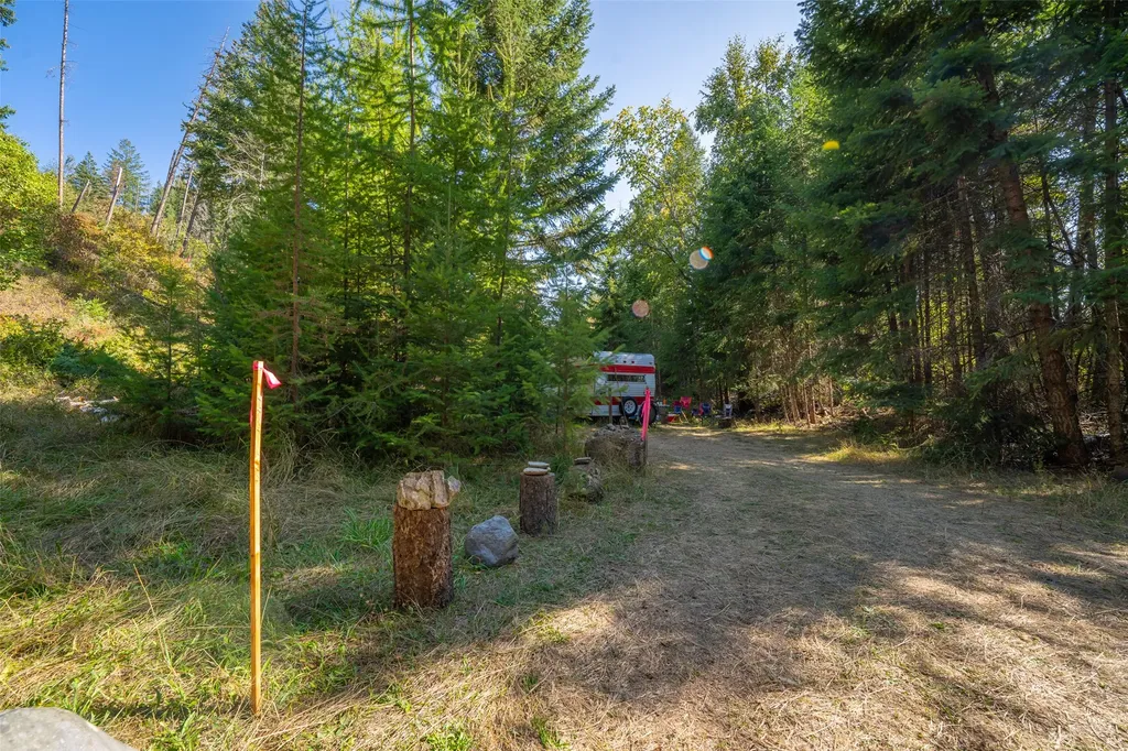 150 & 156 Peters Creek Way Kalispell MT 59901