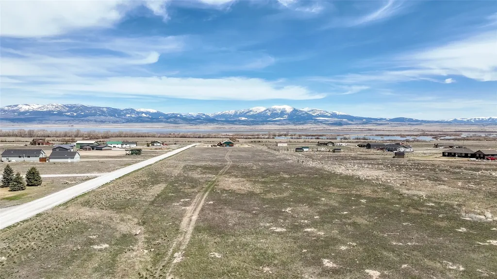 7 Grandview Loop Townsend MT 59644