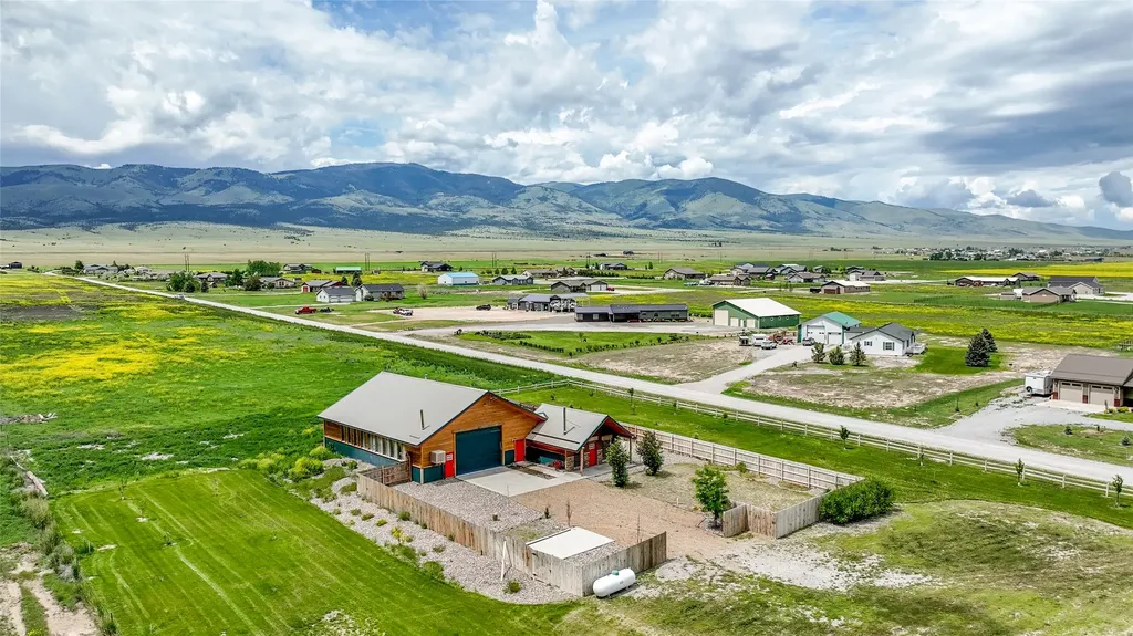 7 Grandview Loop Townsend MT 59644