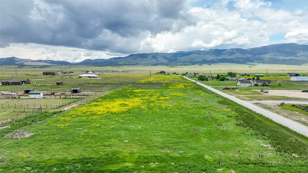 7 Grandview Loop Townsend MT 59644