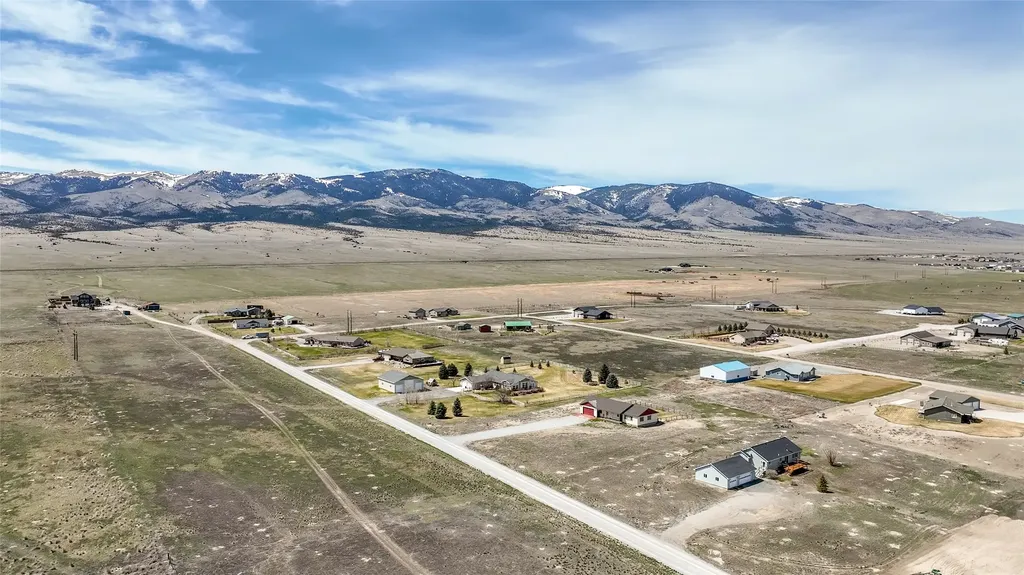 7 Grandview Loop Townsend MT 59644
