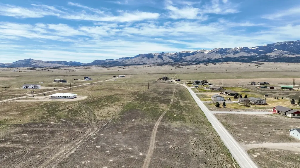 7 Grandview Loop Townsend MT 59644