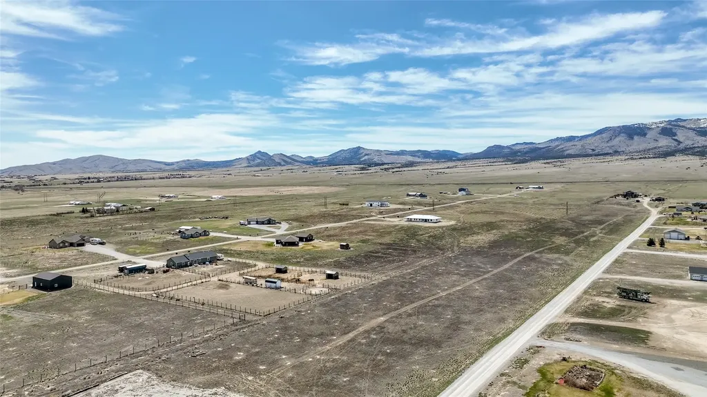 7 Grandview Loop Townsend MT 59644
