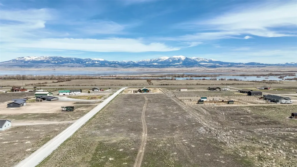 7 Grandview Loop Townsend MT 59644