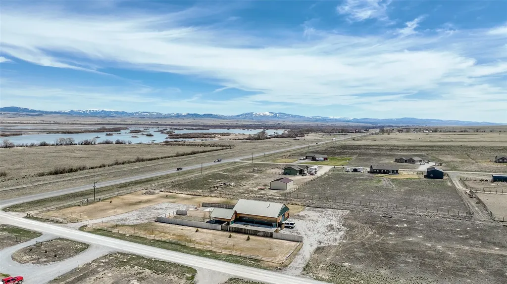 7 Grandview Loop Townsend MT 59644
