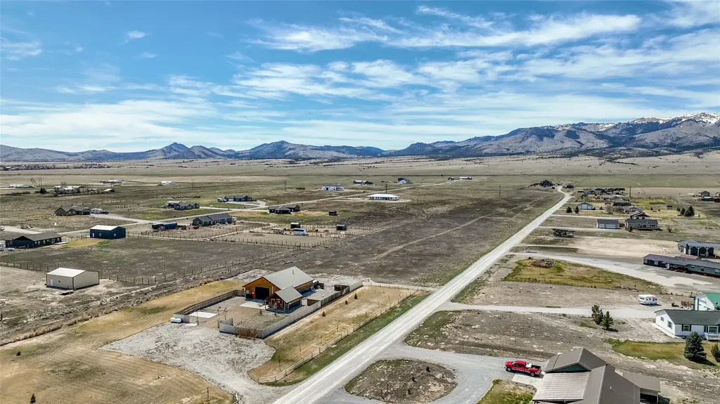 7 Grandview Loop Townsend MT 59644