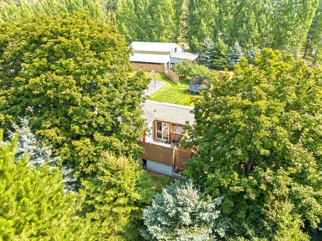 300 Jay Hawk Lane Columbia Falls MT 59912