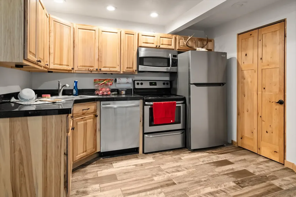 300 Jay Hawk Lane Columbia Falls MT 59912