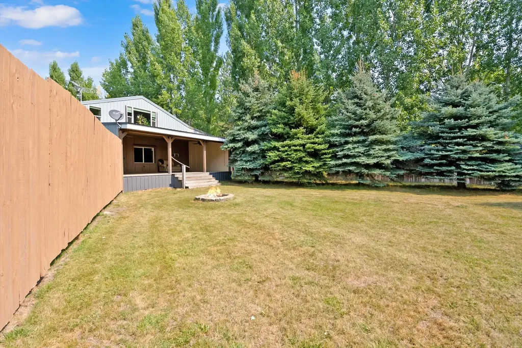 300 Jay Hawk Lane Columbia Falls MT 59912