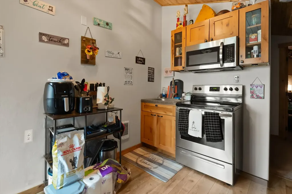 300 Jay Hawk Lane Columbia Falls MT 59912