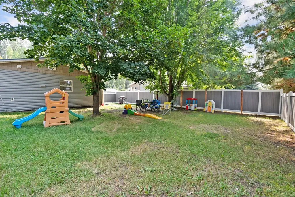 300 Jay Hawk Lane Columbia Falls MT 59912