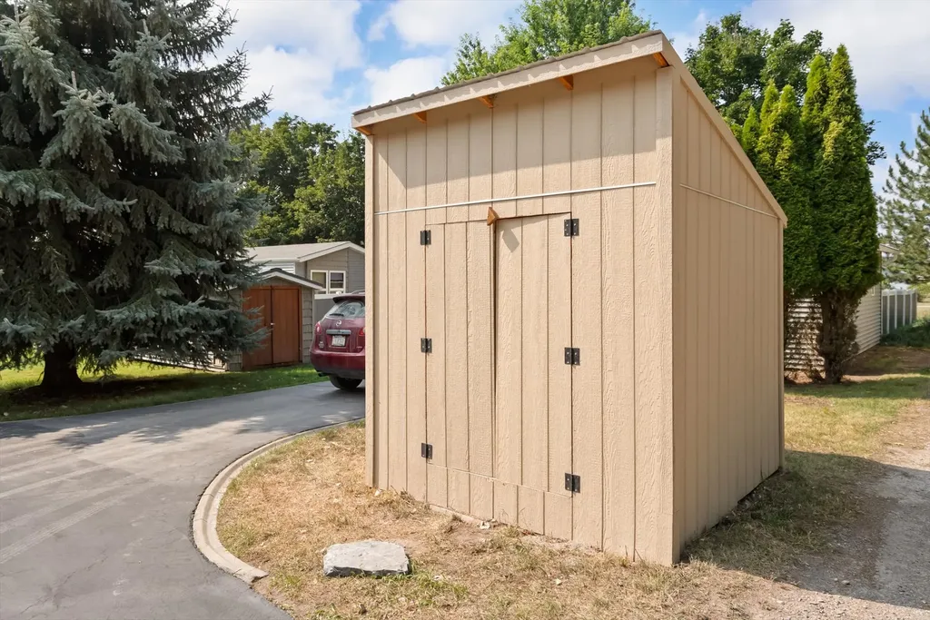 300 Jay Hawk Lane Columbia Falls MT 59912