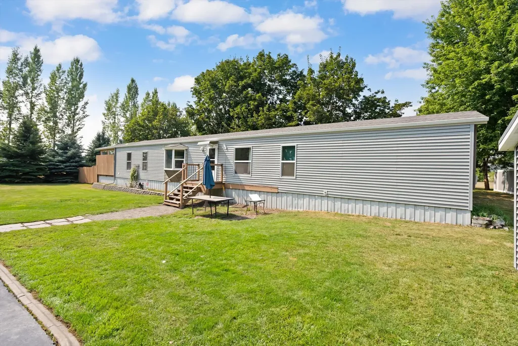 300 Jay Hawk Lane Columbia Falls MT 59912