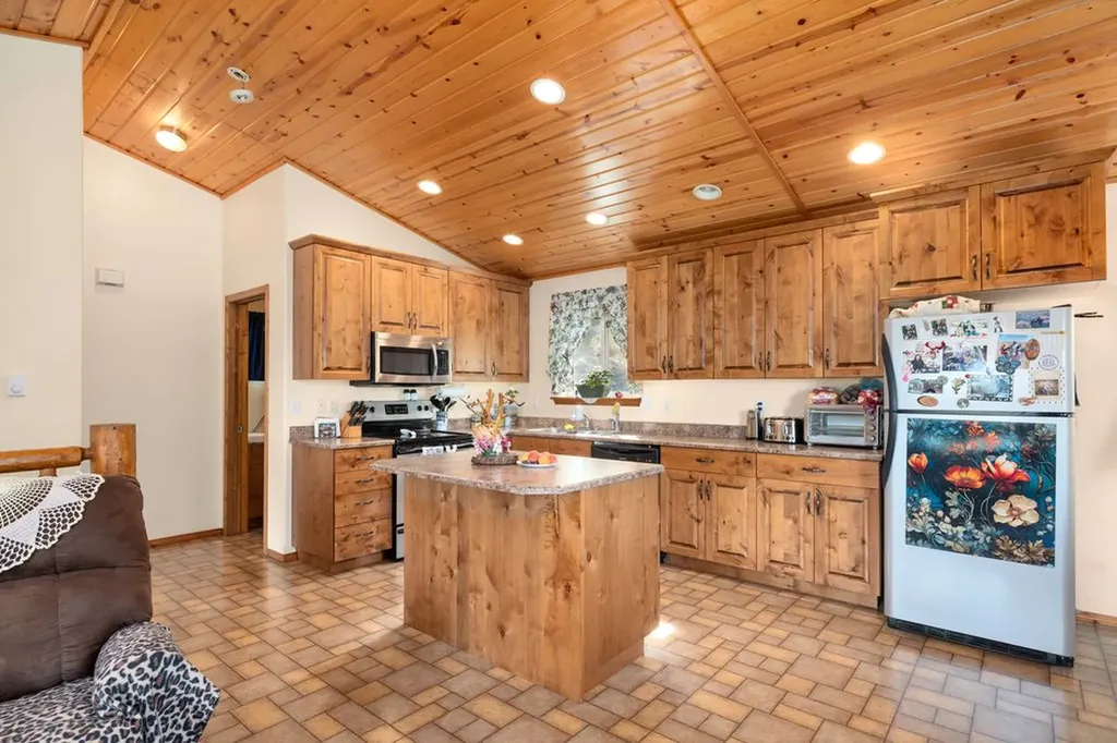 40961 Us Highway 93 Polson MT 59860