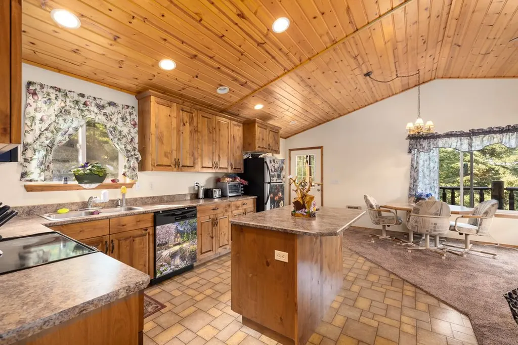 40961 Us Highway 93 Polson MT 59860